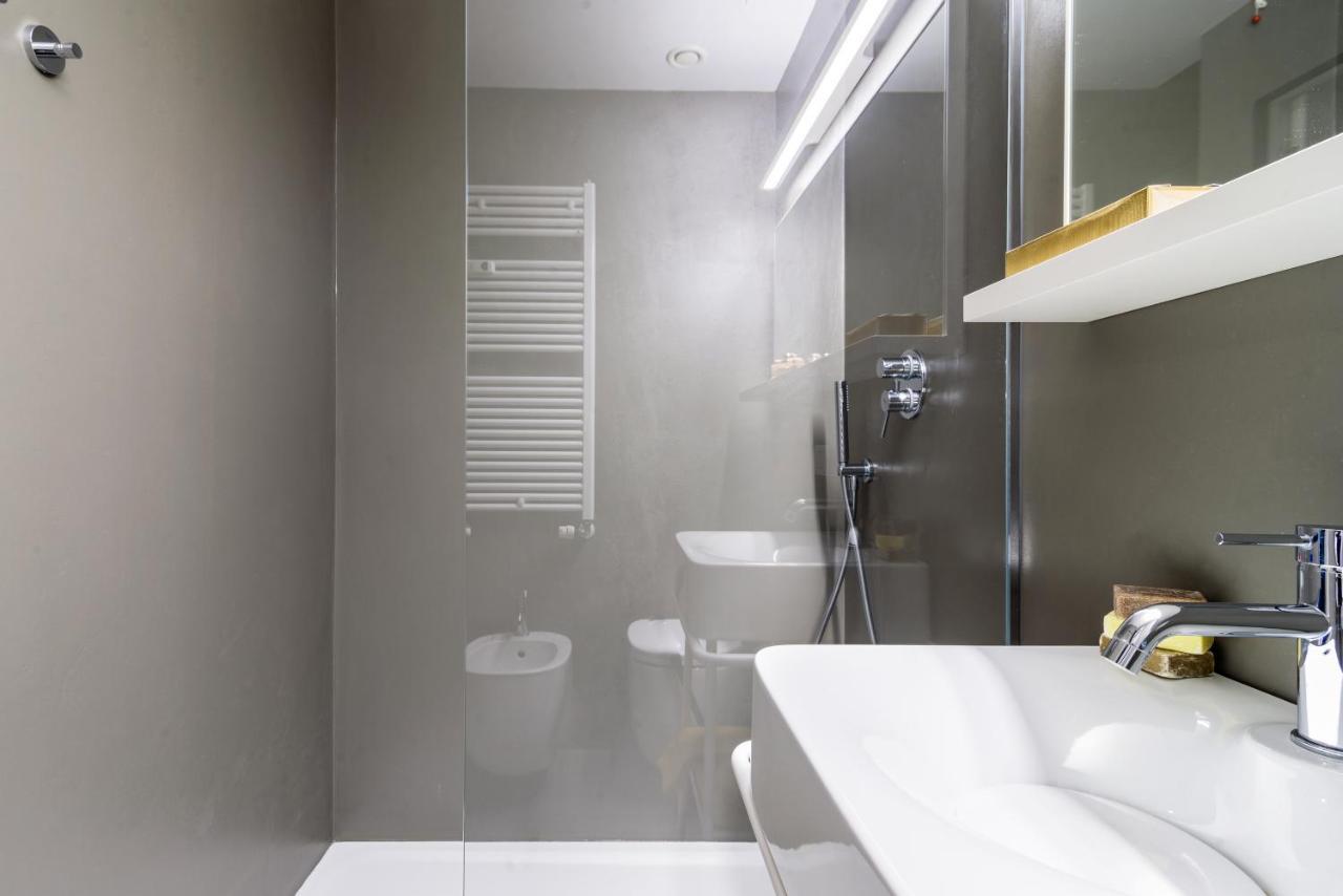 Homeathotel - San Nazaro Милано Екстериор снимка